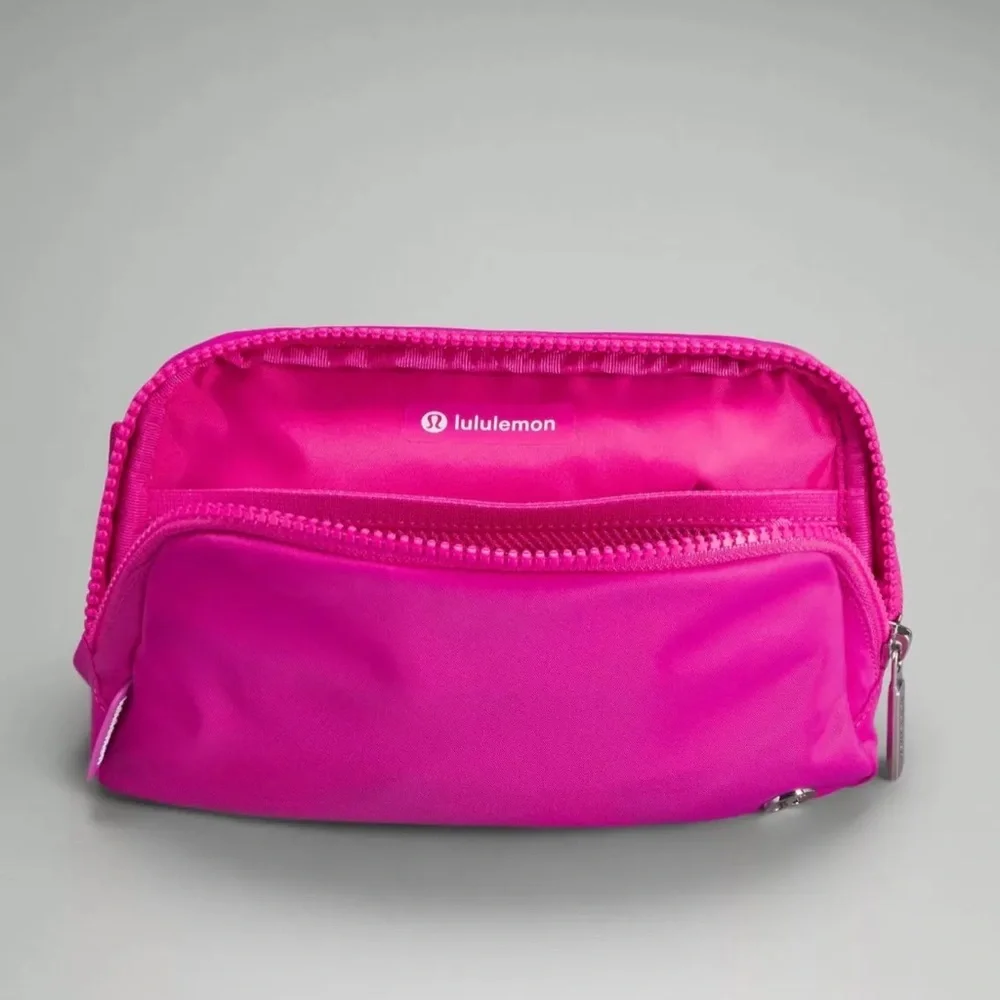 Lululemon Everywhere Belt bag sonic pink - Picture 11 of 11